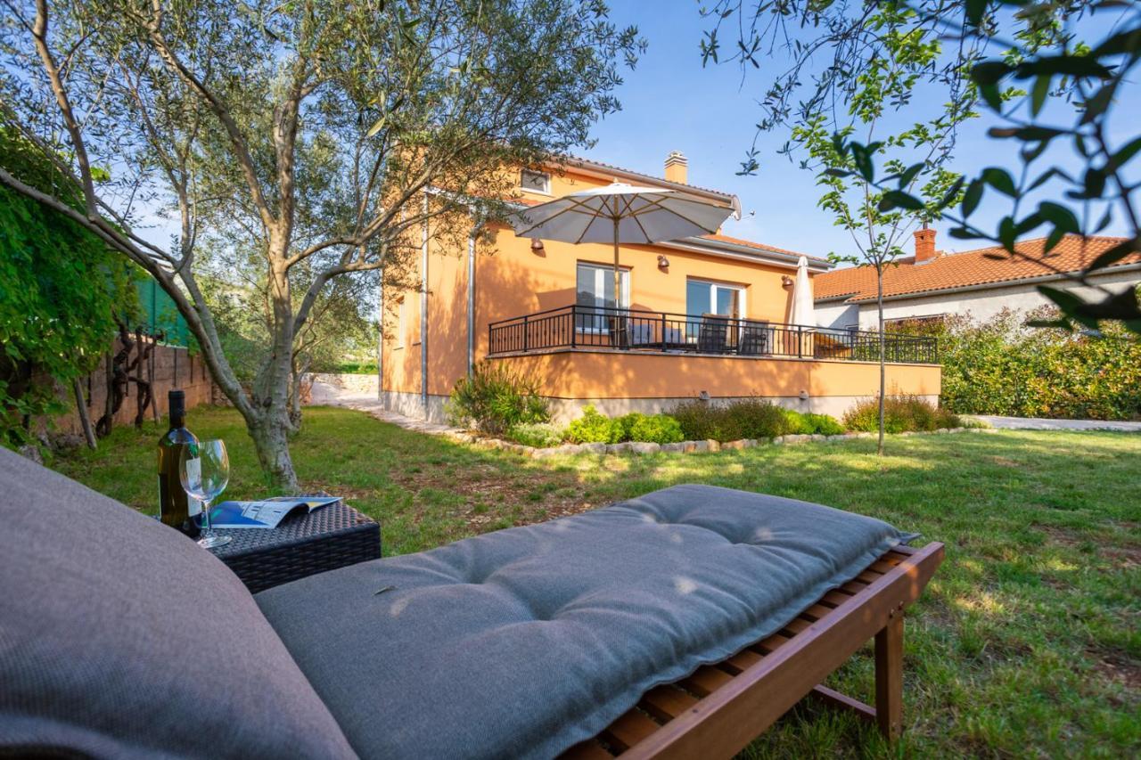 Holiday House Toici Nenadici  Екстериор снимка