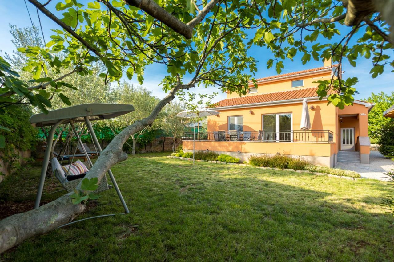 Holiday House Toici Nenadici  Екстериор снимка
