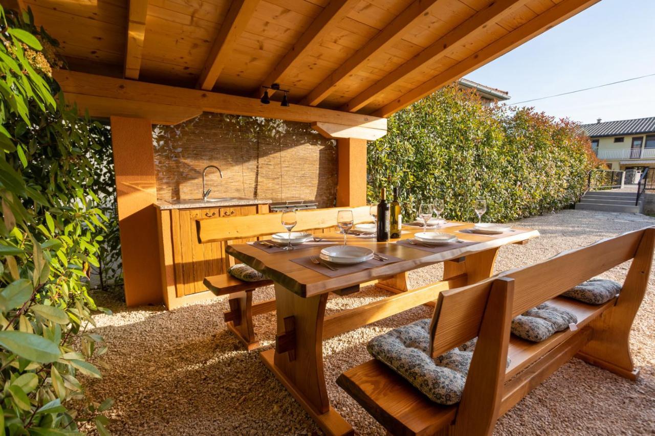 Holiday House Toici Nenadici  Екстериор снимка