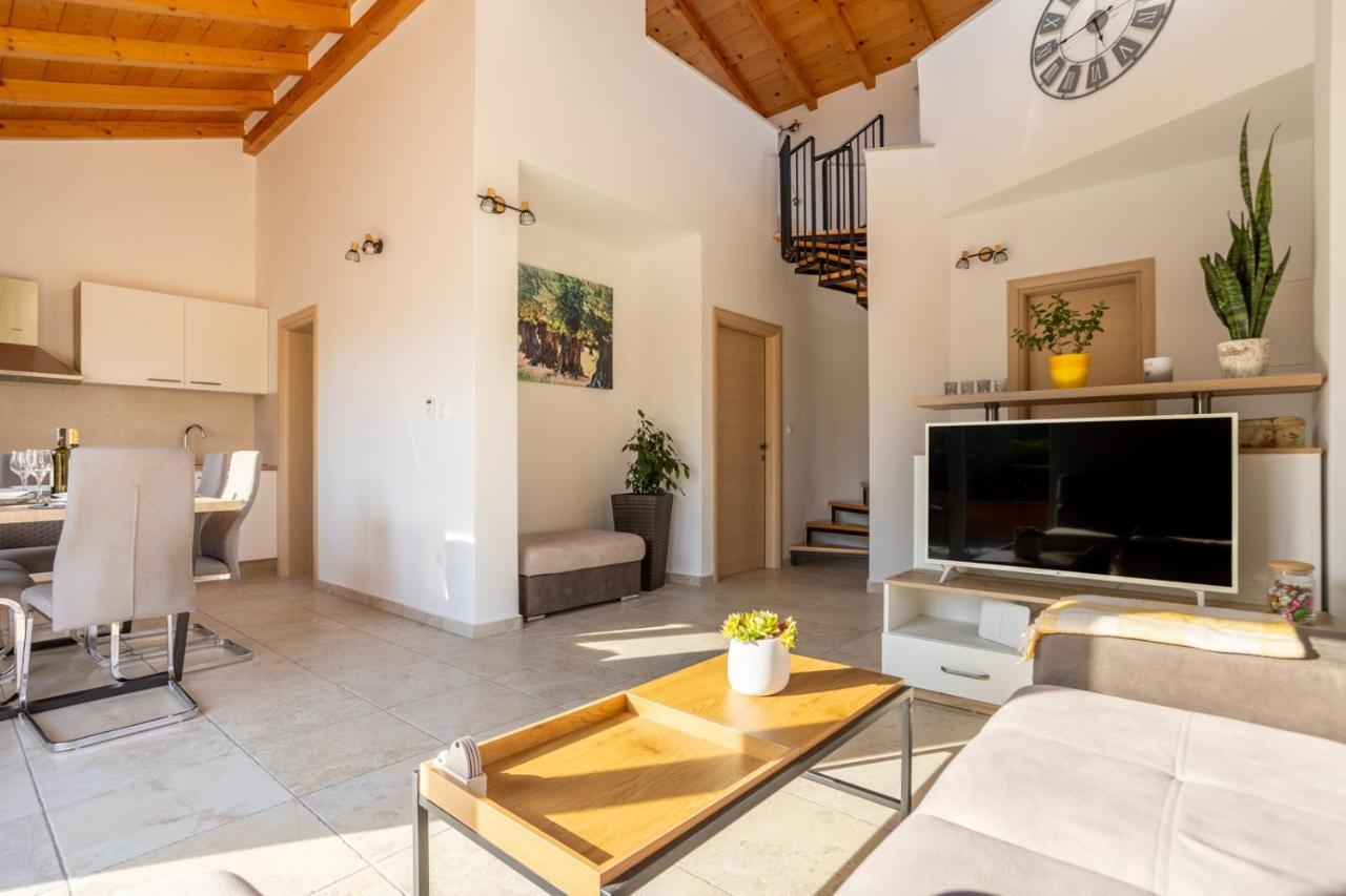 Holiday House Toici Nenadici  Екстериор снимка