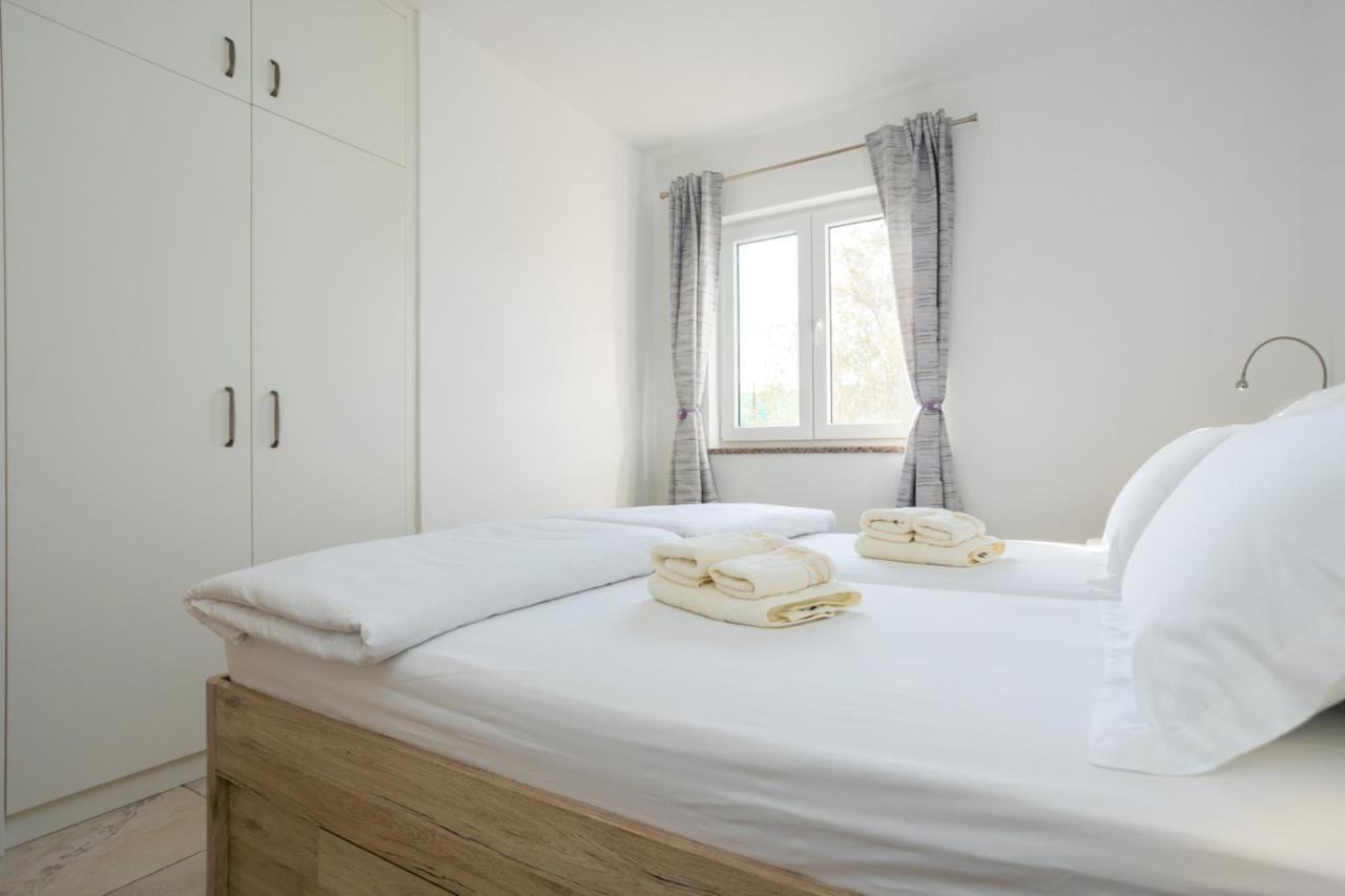 Holiday House Toici Nenadici  Екстериор снимка