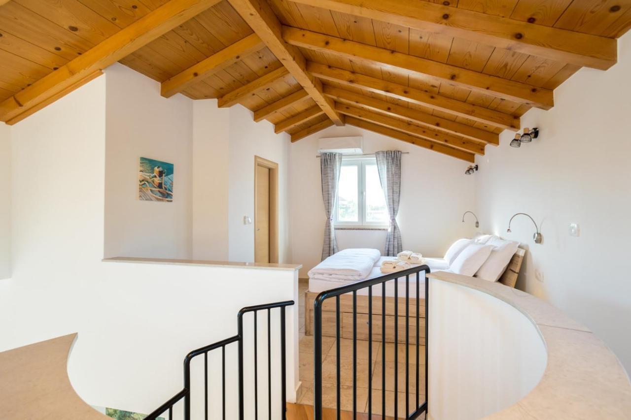 Holiday House Toici Nenadici  Екстериор снимка